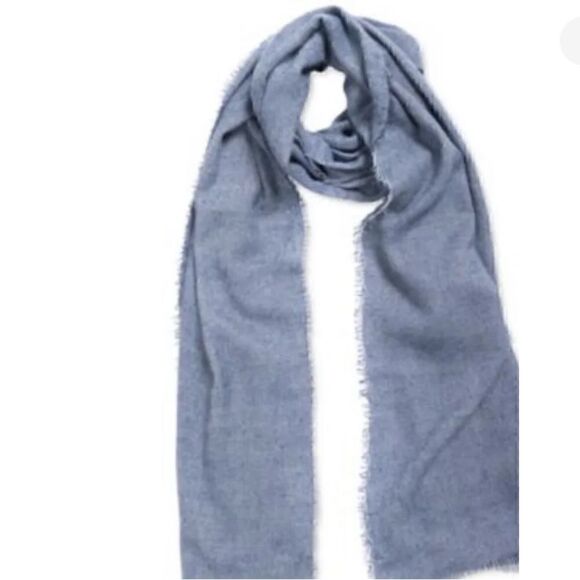 INC International Concepts Women's Two-Tone Shine Wrap Scarf Navy New - Picture 4 of 4